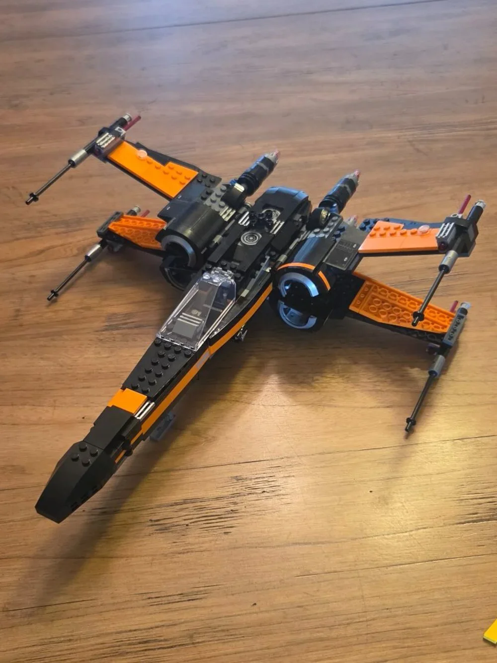 LEGO 75102 Poe's X Wing incomplete